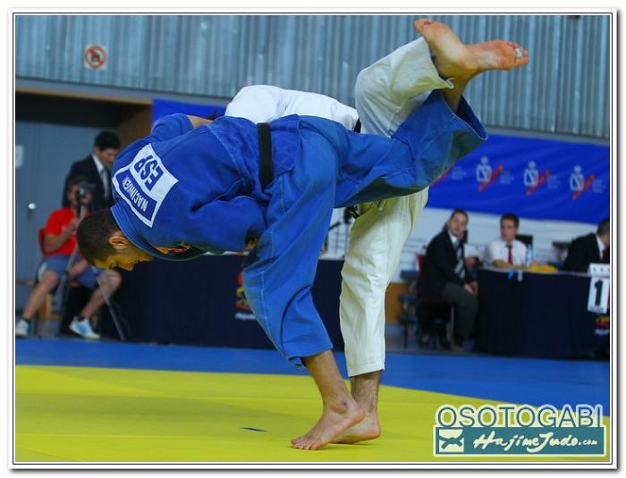 CEU 2011 100171
